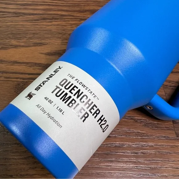 40 oz Stanley The Flowstate Quencher H2.0 Tumbler in Beach Blue 🌴 - Picture 3 of 9